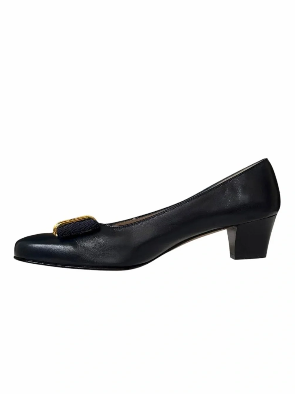 Salvatore Ferragamo Boutique Navy Blue Vara Bow Leather Pumps Size 8AA